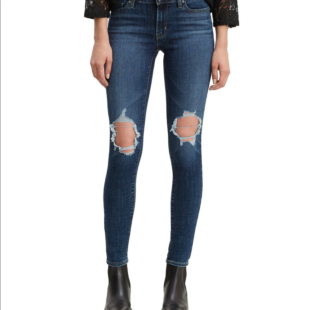 Juniors Levis 711 Skinny Jeans